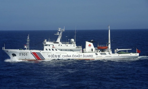 中国三艘海警船进入中日争议海域