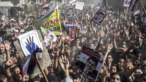 埃及的“政变是恐怖行为”示威游行草草收场