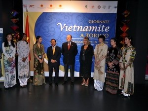越南文化空间展在意大利都灵市开幕