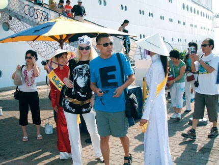 游览承天顺化省的游客猛增