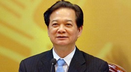 越南政府总理阮晋勇接受外国媒体采访