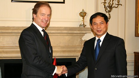 第三轮越南与英国战略伙伴对话在英国举行