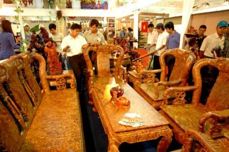 中国消费者青睐越南木器