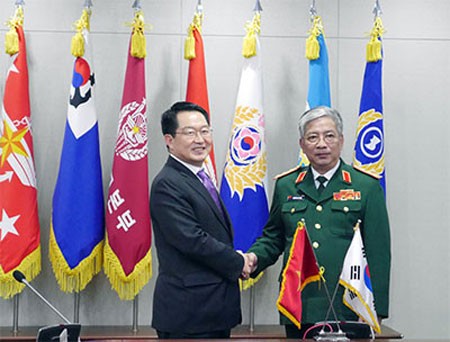 第二轮越南与韩国国防战略对话在首尔举行