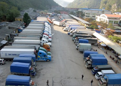 边境贸易活动为越南经济带来100亿美元收益