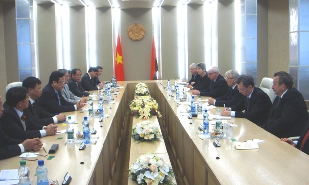 越南-白俄罗斯友好协会第3次全国代表大会在河内举行
