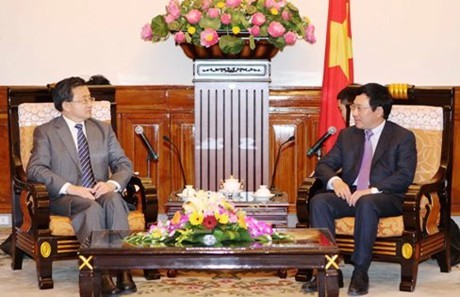越中政府领土边界谈判代表团全体会议在河内举行