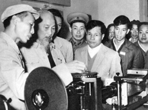 太原省举行胡志明主席探访太原50周年纪念活动