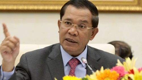 柬埔寨首相洪森警告不会饶恕任何推翻政府阴谋
