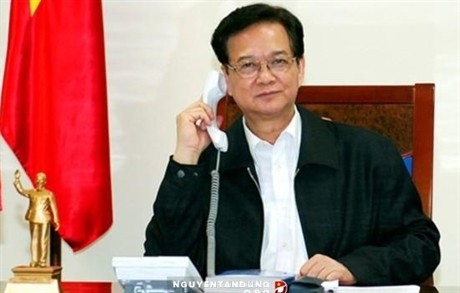 越南政府总理阮晋勇与美国白宫办公厅主任麦克多诺通电话