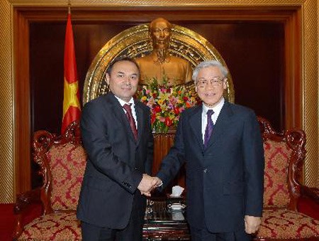 越南和乌兹别克斯坦举行外交部政治磋商