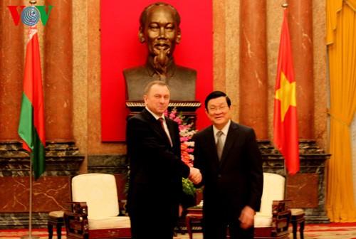 越南国家主席张晋创会见白俄罗斯外交部长弗拉基米尔•马克伊