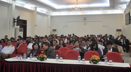 越南劳动荣军社会部实施宪法