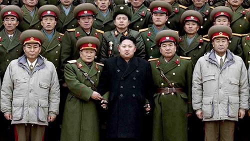 朝鲜最高领导人金正恩警告：朝鲜半岛紧张局势加剧