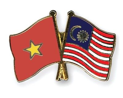 越南党和国家领导人会见马来西亚总理纳吉布