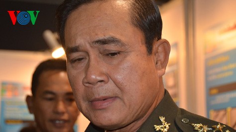 泰国国王任命陆军司令巴育为“全国维持和平秩序委员会”