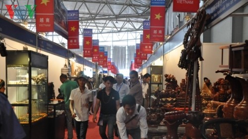  八十家越南企业参加第二届中国南亚博览会