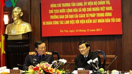 张晋创主席：加大司法检察工作  防止罪犯漏网和冤案错案发生