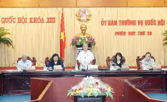 越南国会常务委员会第29次会议继续举行