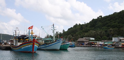 越南有关部门行业有效开展帮助渔民出海远航的措施