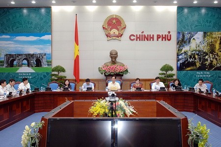 越南政府总理阮晋勇：在国家建设与发展中大力发挥多边外交作用