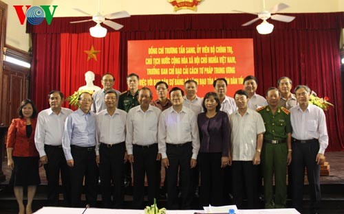 继续实施司法改革战略以适应越南的执法和立法活动