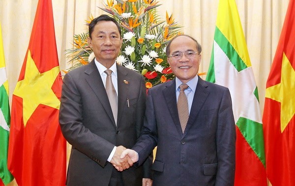 缅甸联邦议会议长吴瑞曼开始对越南进行正式访问