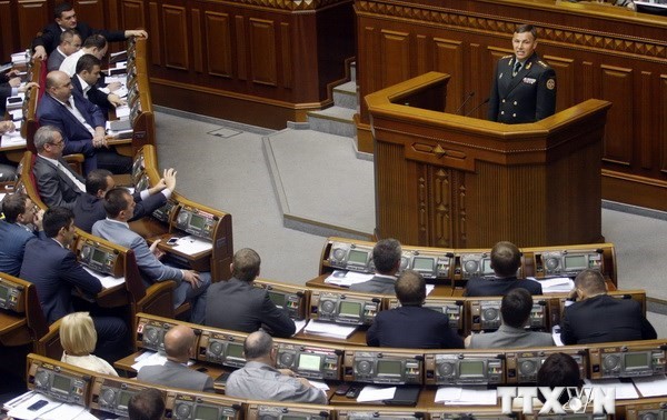 乌克兰议会通过给予东乌两洲的特殊地位法令