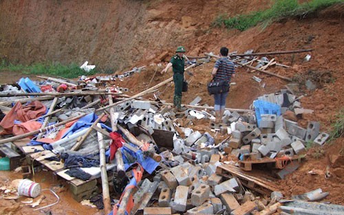 越南克服台风“海鸥”影响  帮助灾民早日稳定生活