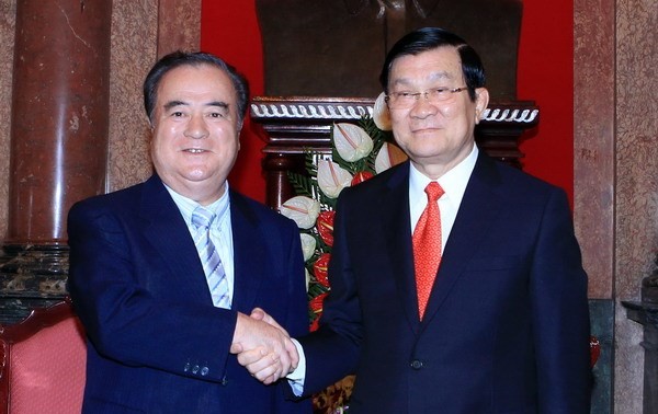  越南希望日本分享重组经济结构和转变增长模式经验