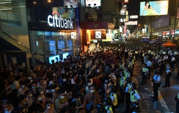 中国香港高等法院颁布临时禁制令 禁止占据旺角道路