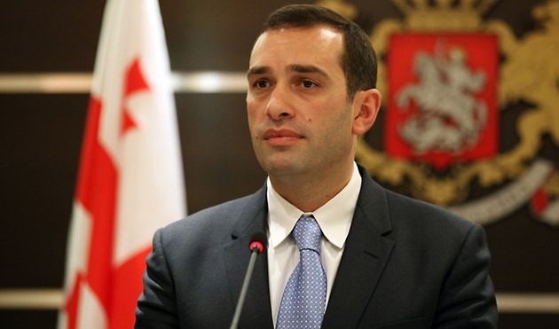 格鲁吉亚国防部长被迫辞职