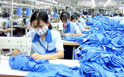 预计今年越南实现贸易顺差15亿美元
