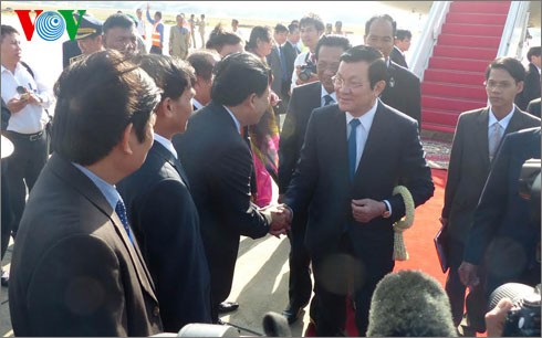 越南国家主席张晋创抵达金边开始对柬埔寨进行国事访问