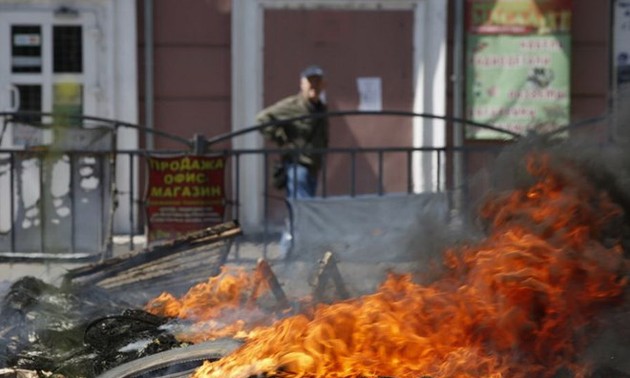 乌克兰支持独立的东部民间武装在新年第一天发起进攻