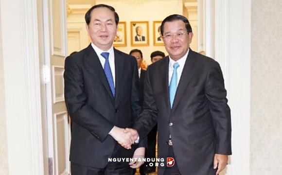 越南和柬埔寨同意紧密合作打击所有敌对势力