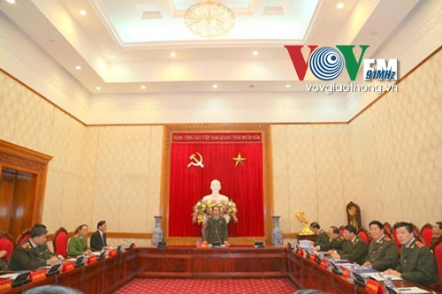 越南公安力量发挥综合力量维护乙未春节安全秩序