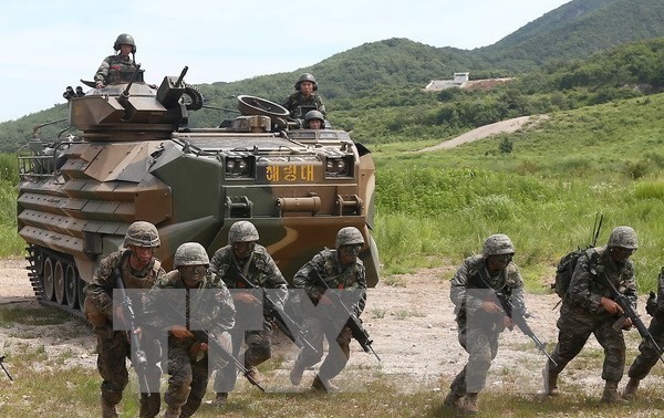 韩国总统朴槿惠：韩军应做好战备执勤 遏制朝鲜“挑衅”