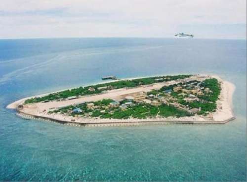 法国和国际媒体就中国在越南长沙群岛建设人工岛的企图发表文章