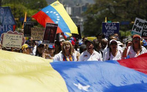 美国和委内瑞拉关系恶化