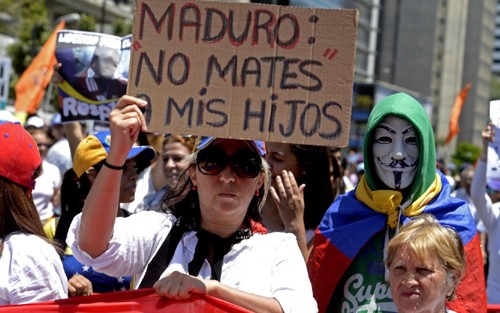 委内瑞拉民众示威反对美国对委实施制裁