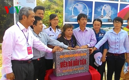 越南劳动总联合会举行鬼鹿角礁战士纪念区奠基仪式
