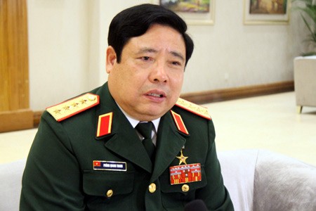 冯光青大将出席在马来西亚举行的第9届东盟国防部长会议