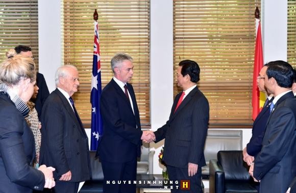 阮晋勇总理会见澳大利亚参众两院议长