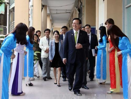 韩国国会议长郑义和圆满结束对越南的正式访问