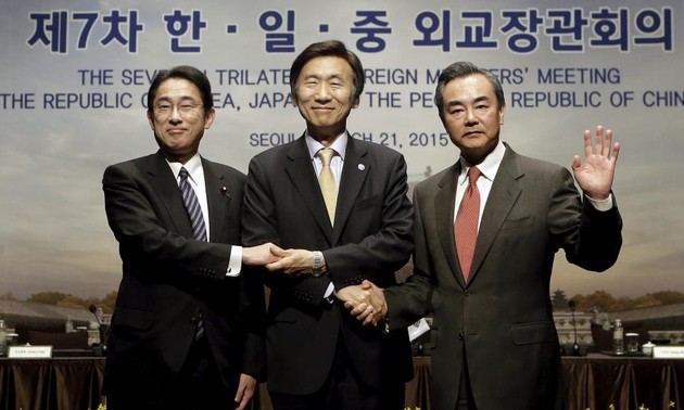 中日韩同意尽快举行三国领导人会议