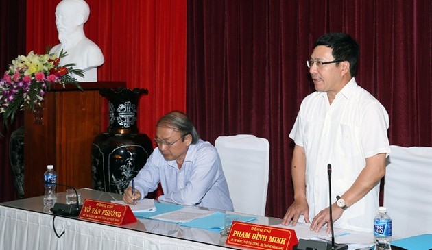 越南政府副总理黄忠海和范平明的活动