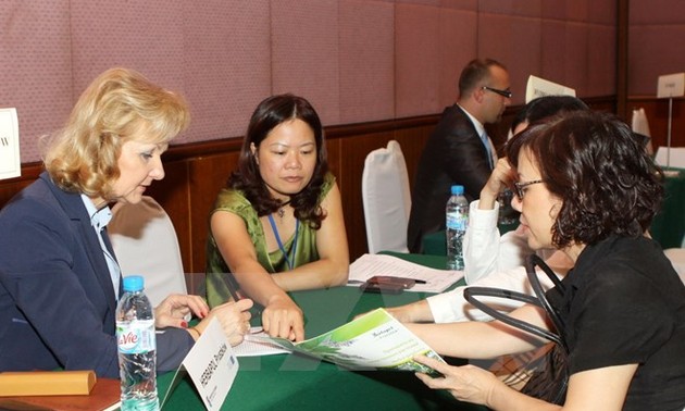 越南-波兰加强贸易与投资合作