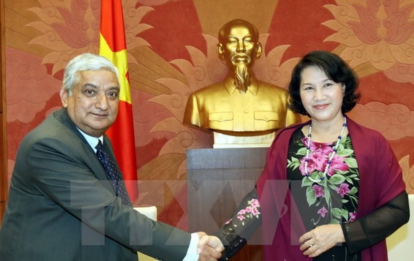 越南国会副主席阮氏金银会见尼泊尔王国审计长公署代表团