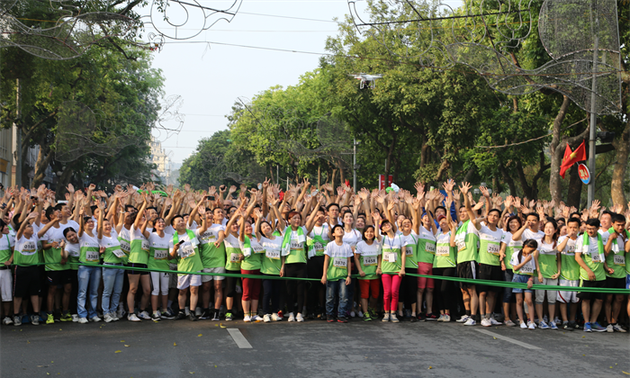 河内市举行“2015为了健康跑步日”活动